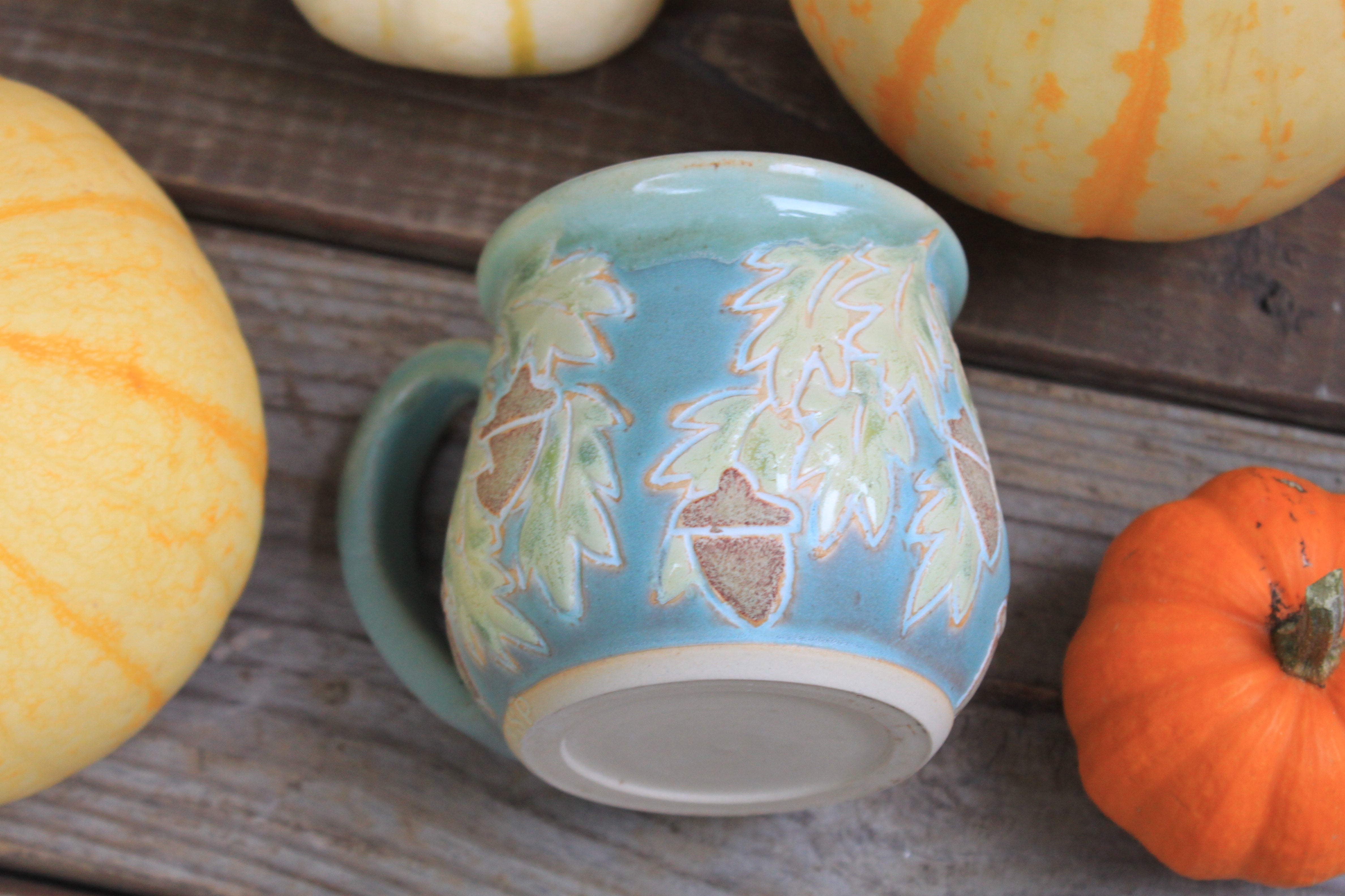 Awesome Acorns Foliage Mug, 16 oz