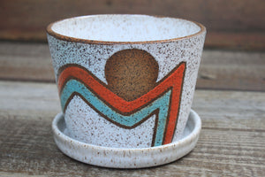 Retro Horizon Line Planter