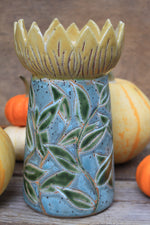 Load image into Gallery viewer, Sunflower Dreams Vase
