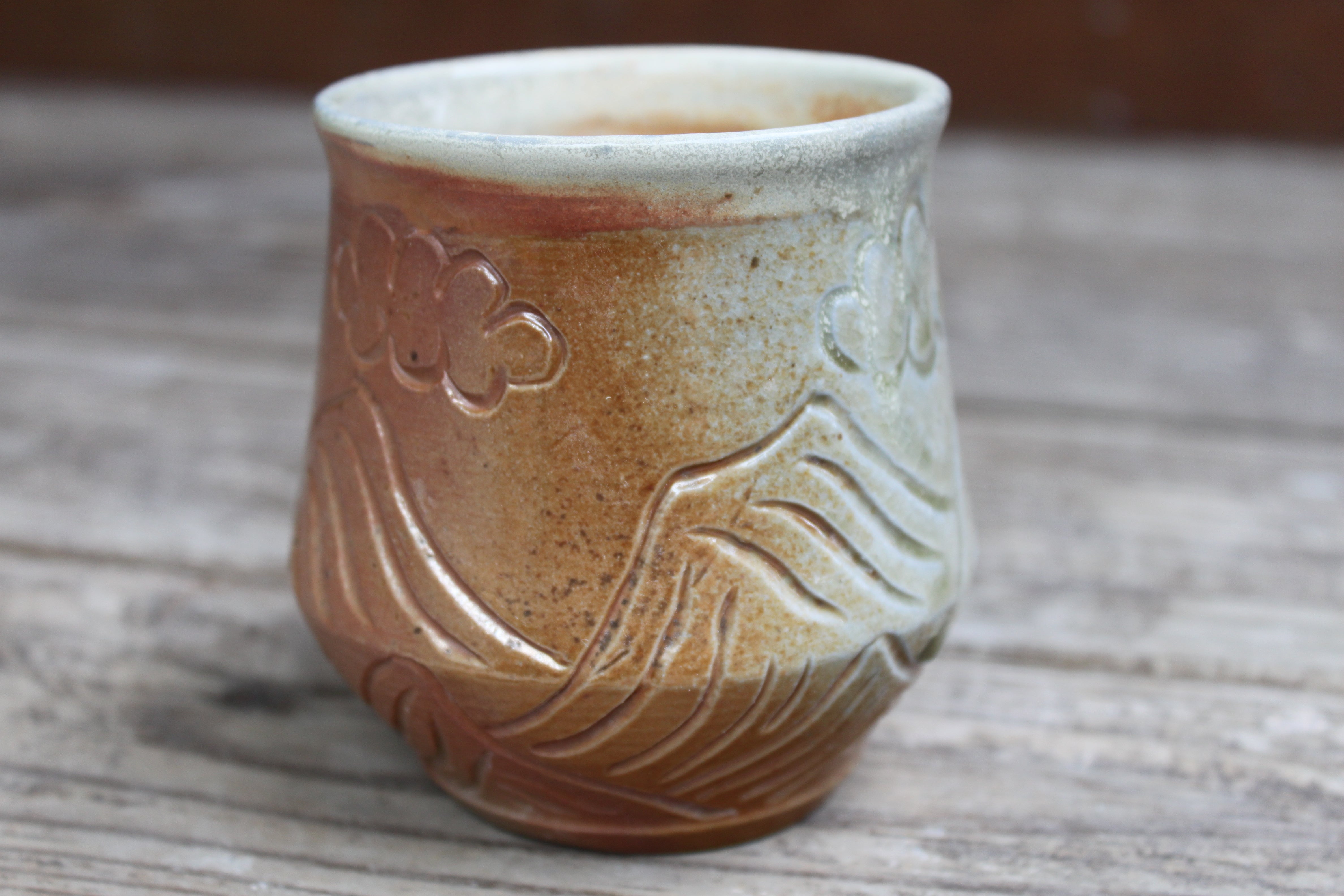 Wood Fired Distant Peaks and Partly Cloudy Days Carved Sipper, 12 oz