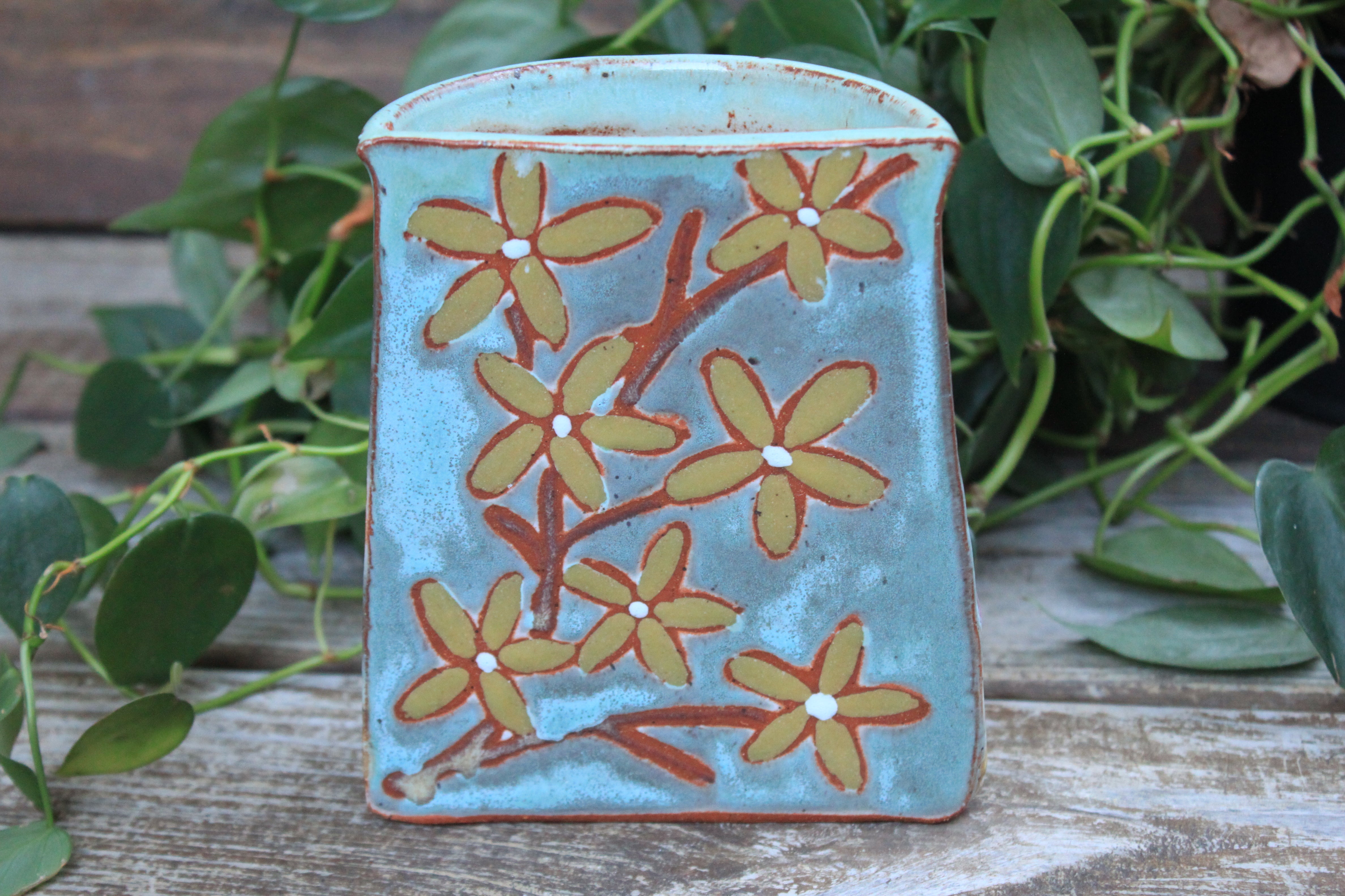 Evergreen Dreams Flat Back Vase