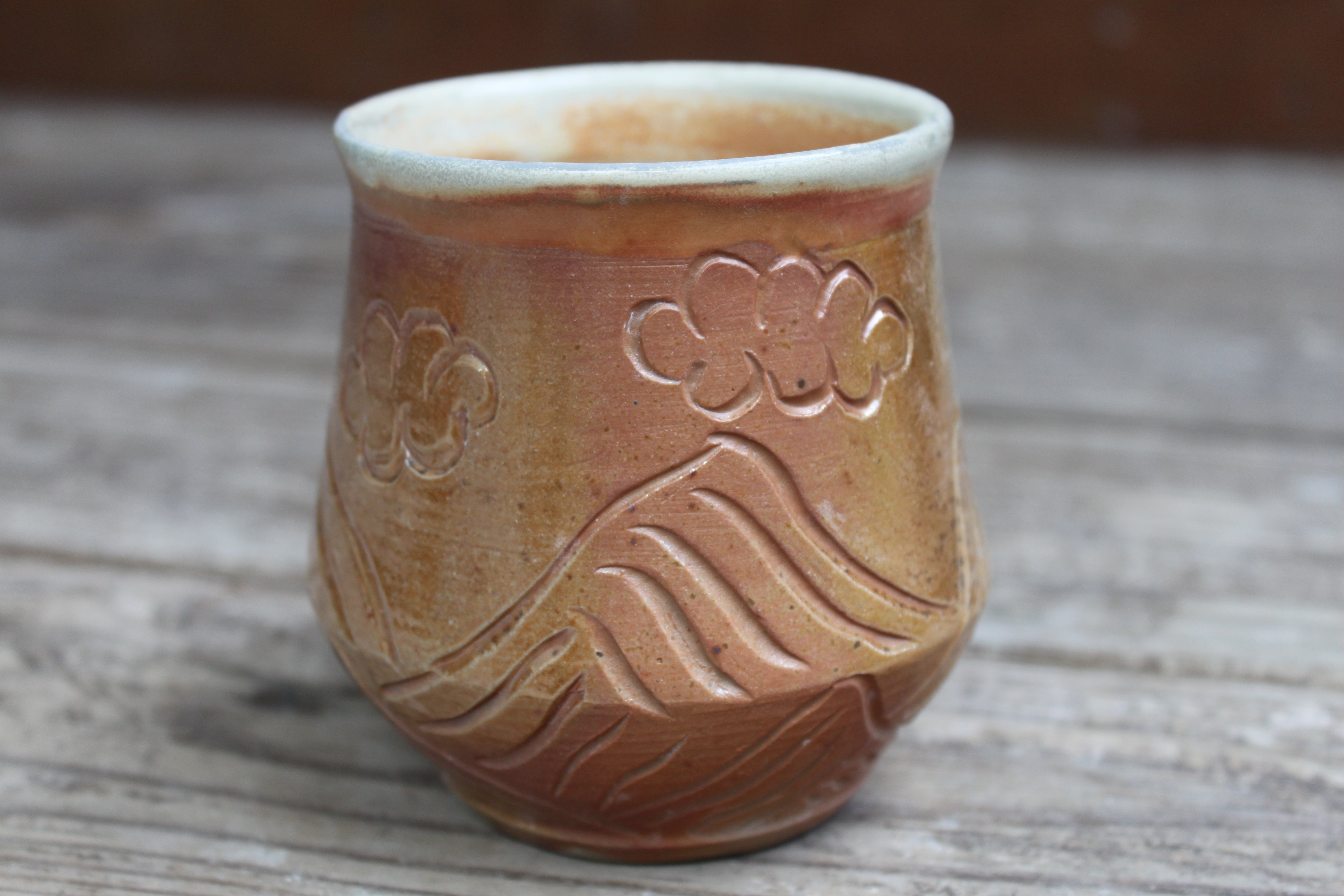 Wood Fired Distant Peaks and Partly Cloudy Days Carved Sipper, 12 oz