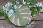 Load image into Gallery viewer, Monstera Leaf Pressing Platter, Green and Pink
