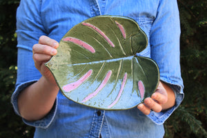Monstera Leaf Pressing Platter, Green and Pink