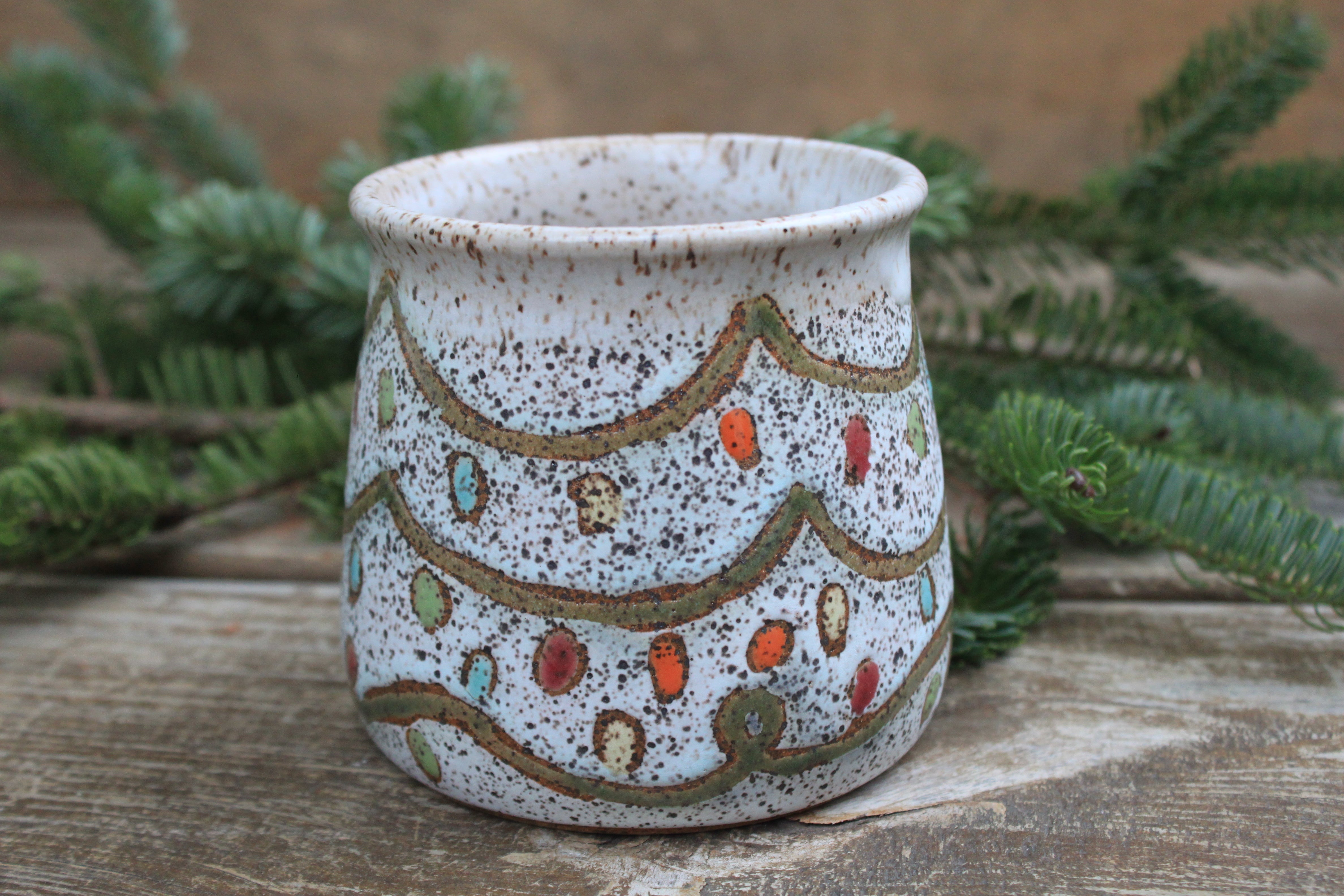 Twinkly Lights Mug, 16 oz