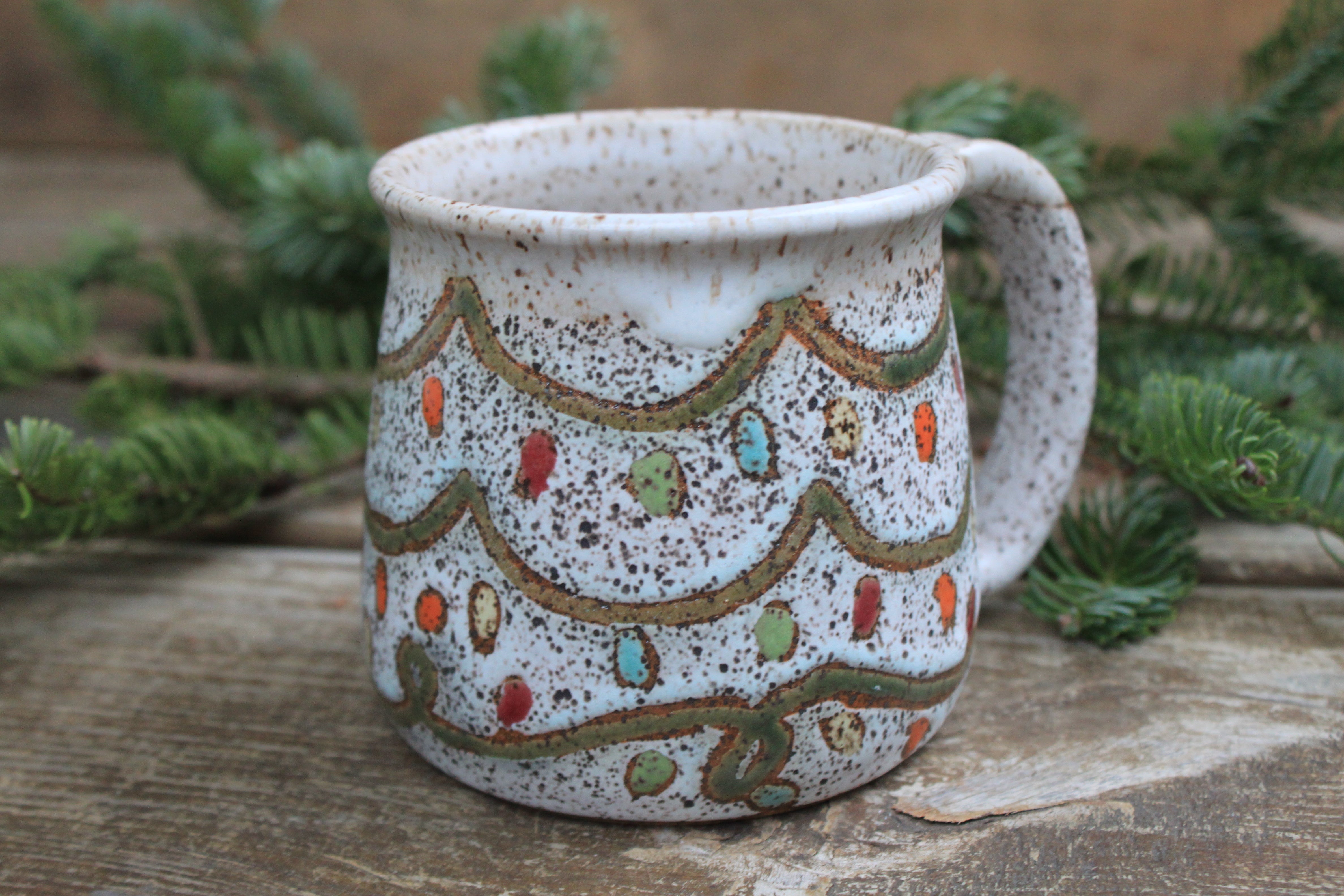 Twinkly Lights Mug, 16 oz