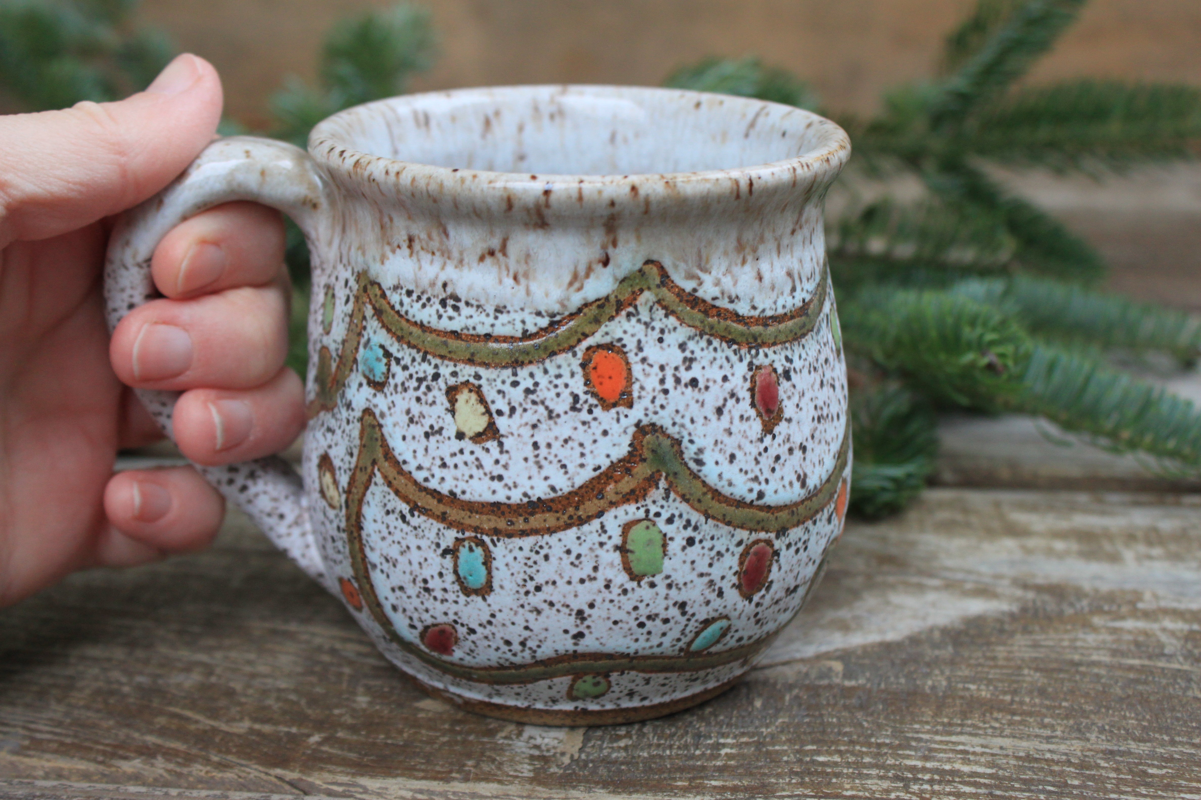 Twinkly Lights Mug, 16 oz