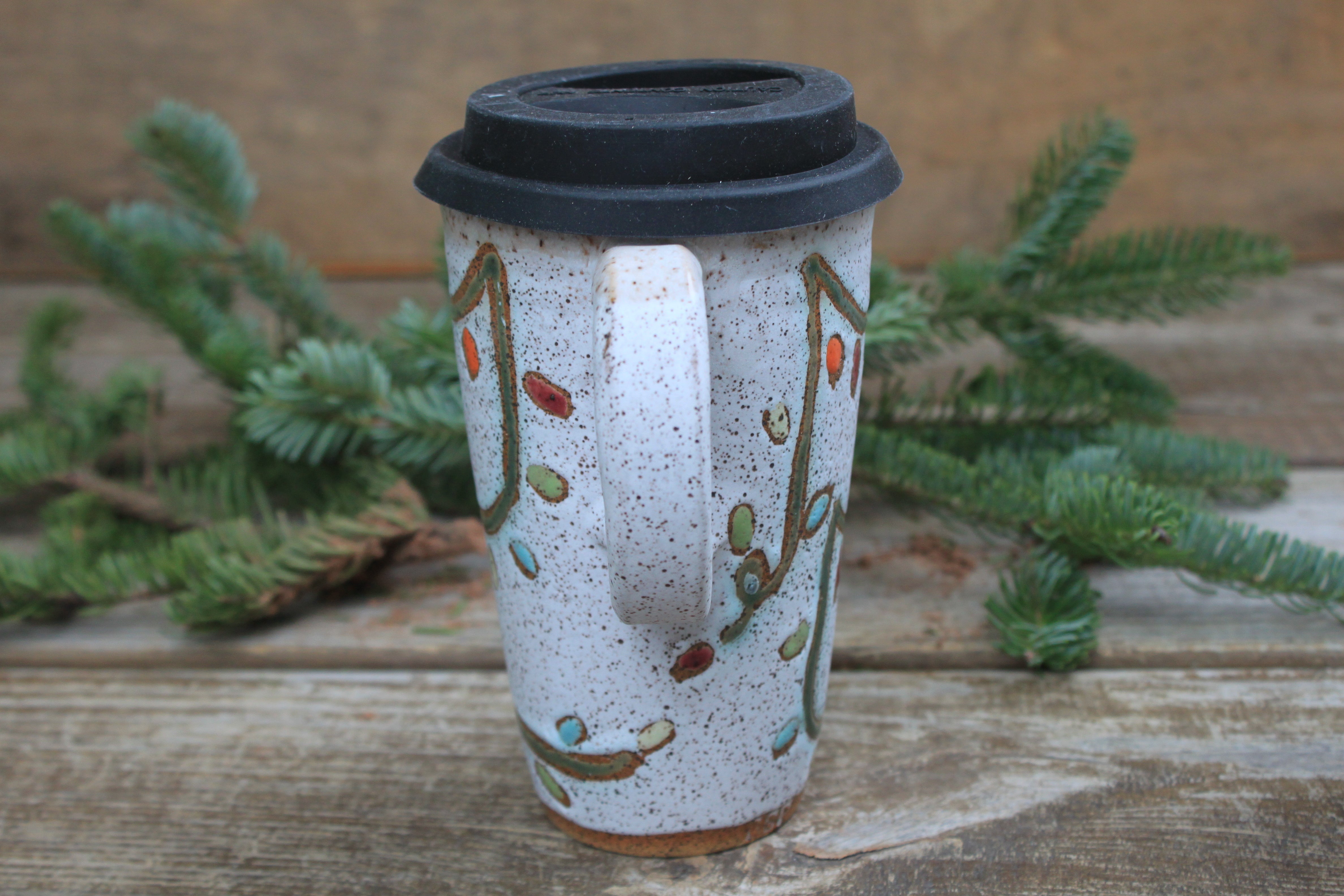 Twinkly Lights Handled Travel Mug, 17 oz
