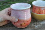 Load image into Gallery viewer, Thumbprint Cup, Blush and Coral, 14 oz
