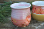 Load image into Gallery viewer, Thumbprint Cup, Blush and Coral, 14 oz
