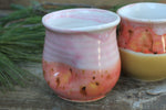 Load image into Gallery viewer, Thumbprint Cup, Blush and Coral, 14 oz
