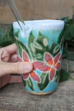 Load image into Gallery viewer, Frangipani Floral Party Straw Cup, 15 oz
